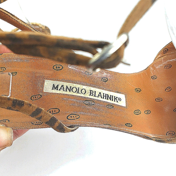 Manolo Blahnik Leopard Print Pumps Size 38/7 - Picture 8 of 13